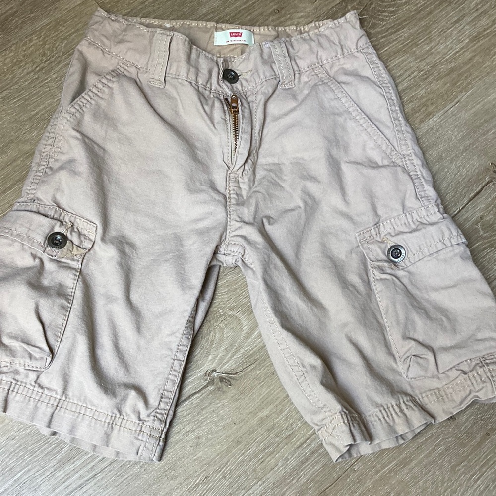 Levi’s shorts